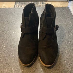 Black heel booties